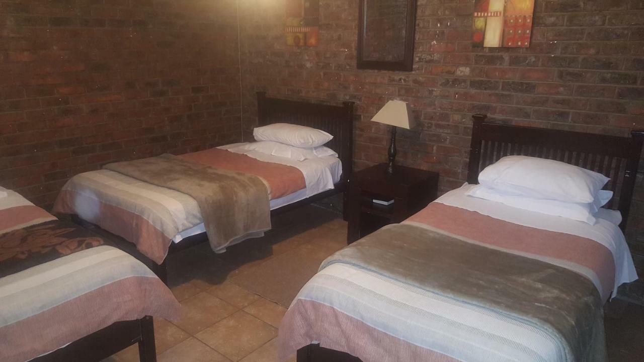 Walts Place Benoni Esterno foto