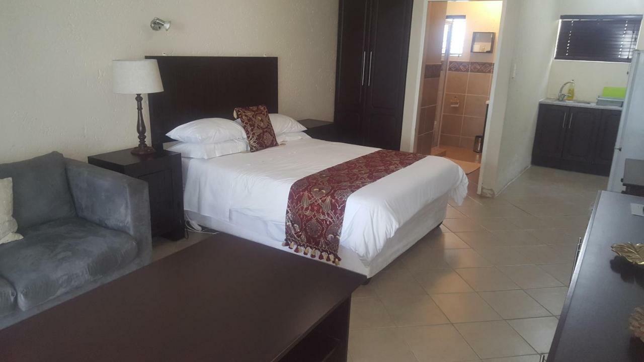 Walts Place Benoni Esterno foto
