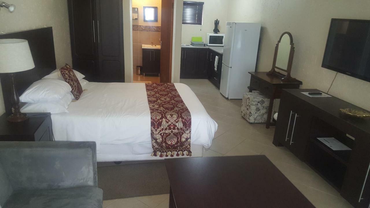 Walts Place Benoni Esterno foto